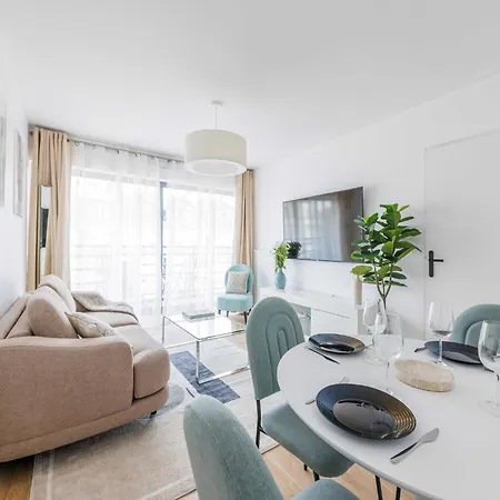 Apartman Charming - - Mobility Lease